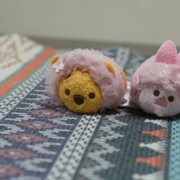Disney Store Japan 2021 SAKURA TSUM TSUM Pooh & Piglet Set - NEW - Picture 3 of 6